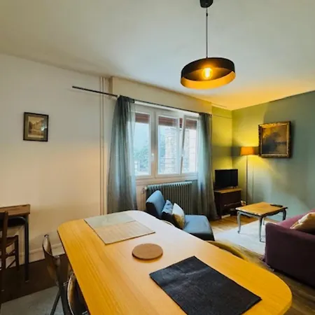 Cozy Flat Near Downtown Καν